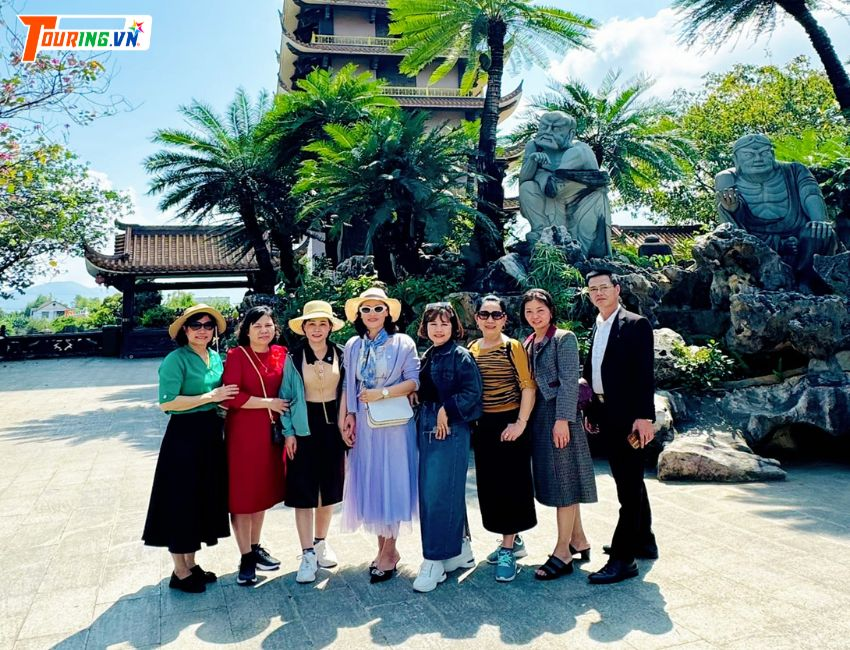 Tour Quy Nhơn Kết Hợp Dịch Vụ Thuê Xe Du Lịch – Tiện Lợi Từ A–Z